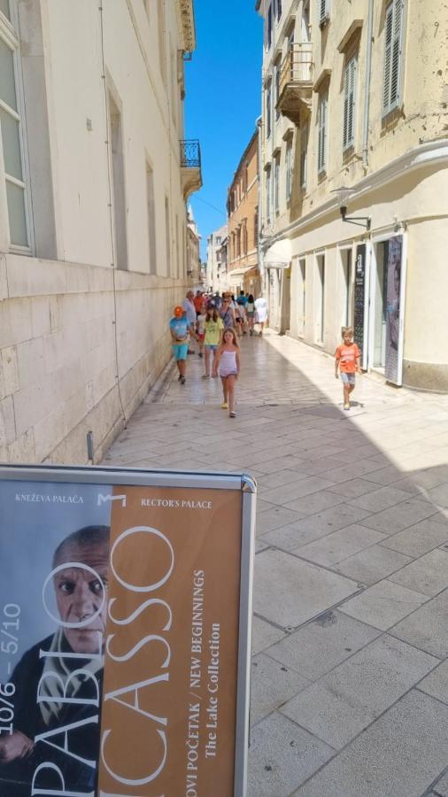 Holiday Apartment Nina , Zadar Old Town Екстер'єр фото